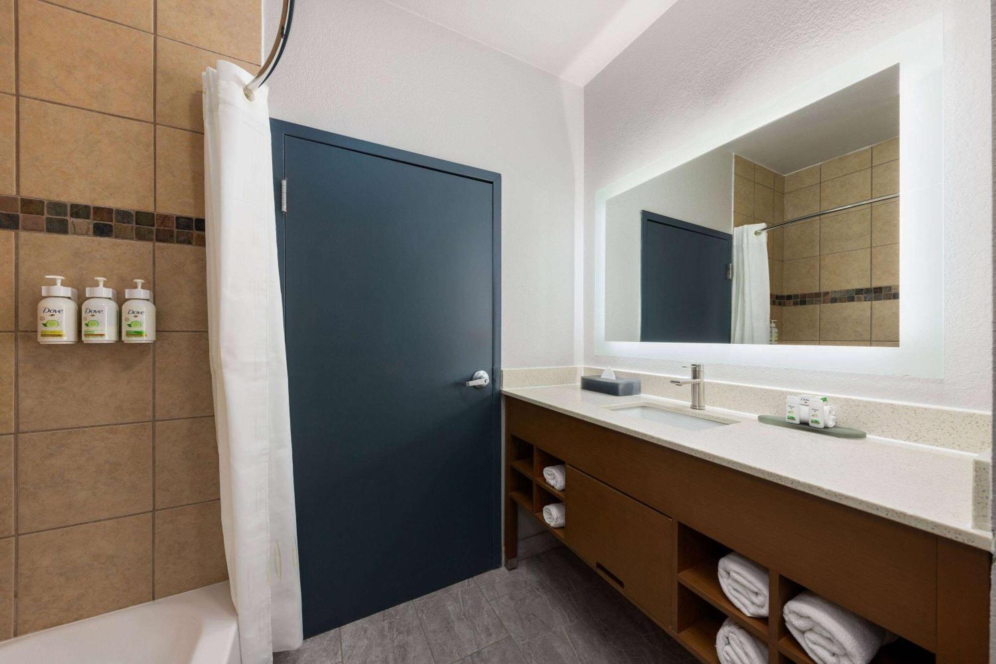 La Quinta By Wyndham Ft. Worth - Forest Hill, Tx Luaran gambar