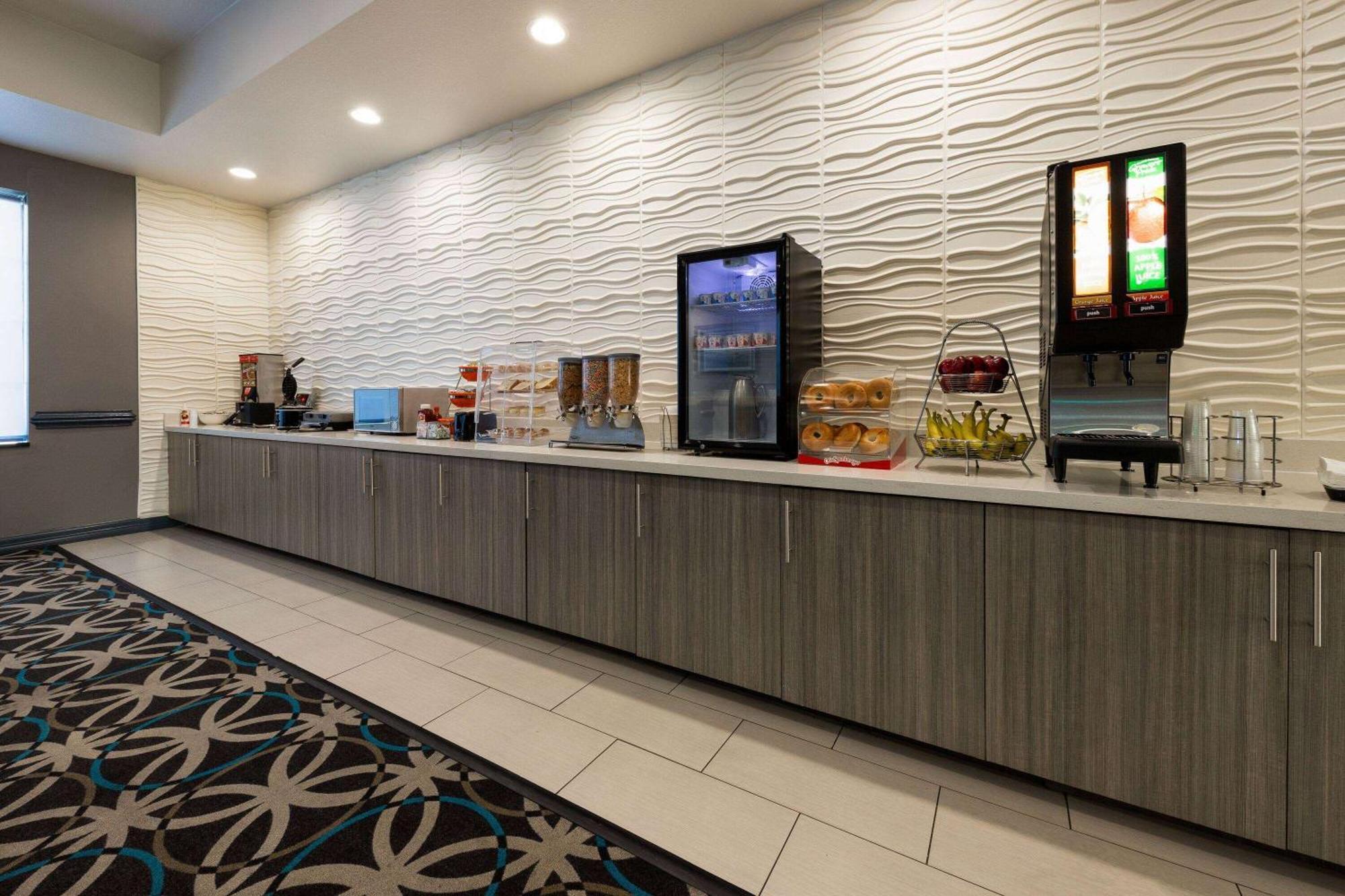 La Quinta By Wyndham Ft. Worth - Forest Hill, Tx Luaran gambar
